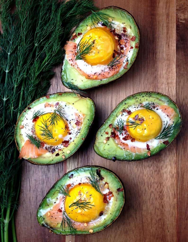 the perfect avo and eggs recipe for those mornings when you have a bit more time to sit down and enjoy breakfast. 
