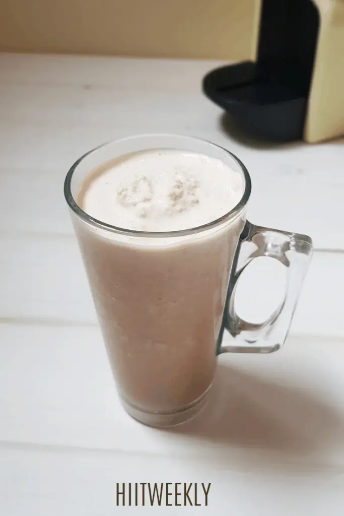 A deliciously coffee based protein smoothie, the iced latte. Now you can enjoy your favorite chilled coffee sin free. Get the recipe here. 