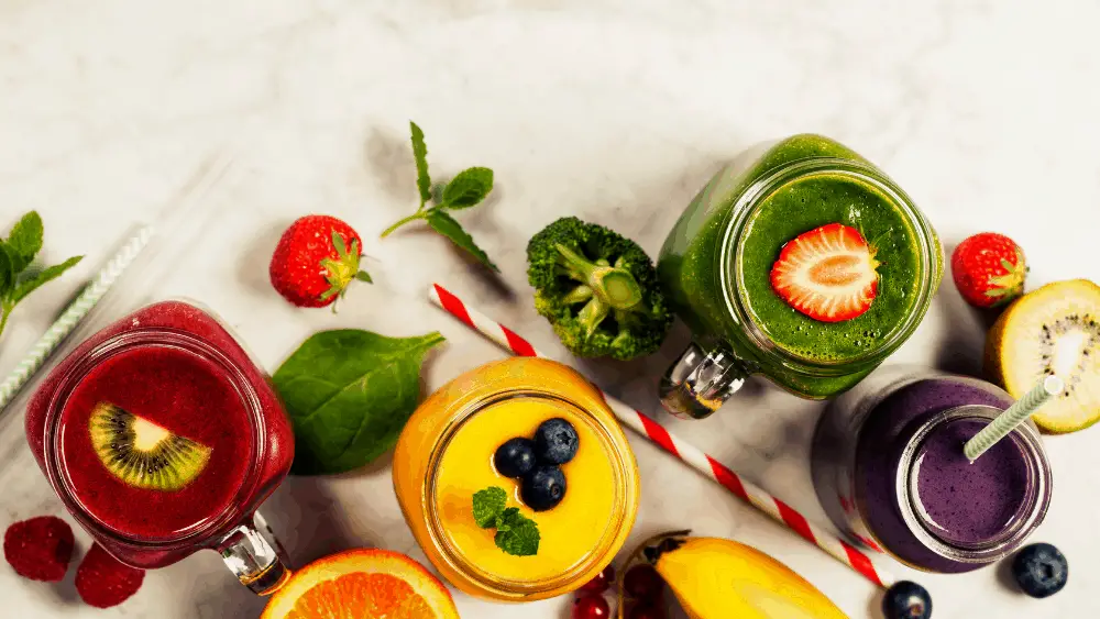 How to add fresh fruit and veg to your weight loss smoothie. 