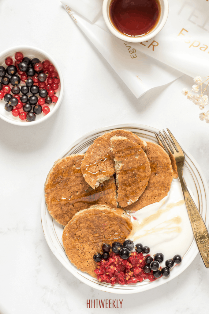 Healthy banana oatmeal pancakes, an easy and nutrient-packed pancake recipe that tastes amazing.